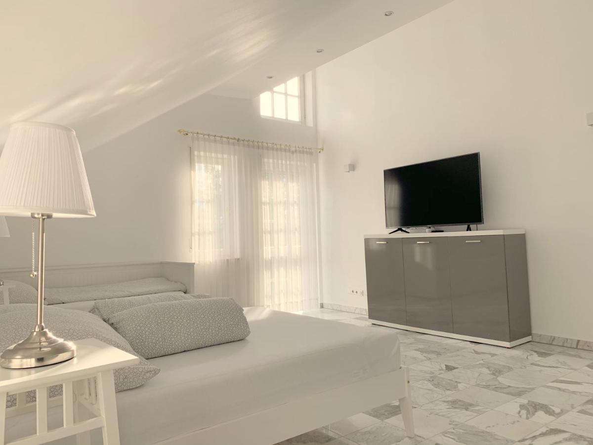 F10 Apartments Roth Pfaffenhofen an der Roth Εξωτερικό φωτογραφία